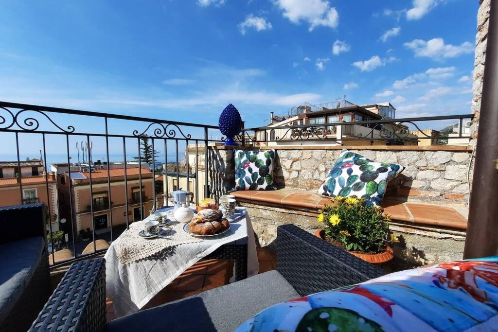 Appartement Casa Carla Al Duomo à Taormine Extérieur photo